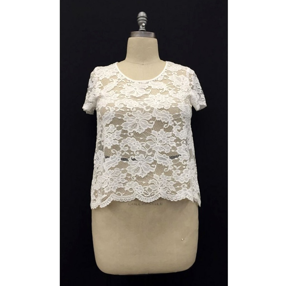 plus size flower embroidered sleeveless shirt